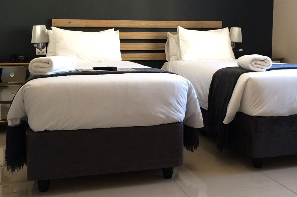 New National Hotel And Conference Parow Ngoại thất bức ảnh